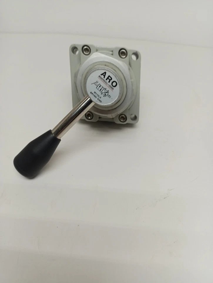 Aro M112lr Manual Air Control Valve,4-Way,1/4In Npt - Image 3 of 4