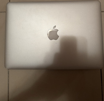 Apple MacBook Pro 13'' 2013 Intel Core i5 Silber Multi-Touch-Trackpad Laptop