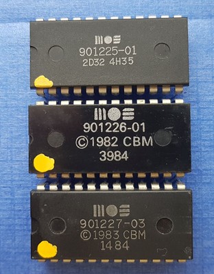 MOS 901225-01/901226-01/901227-03 ROM set Chips for COMMODORE 64 in ESD box.
