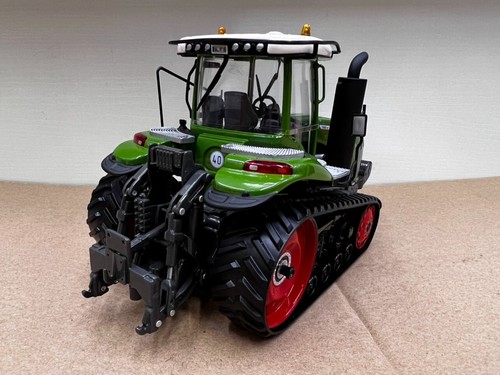 USK 1/32 Scale FENDT 1165 MT Crawler Tractor Diecast Model Toy LED Lights - Picture 4 of 11