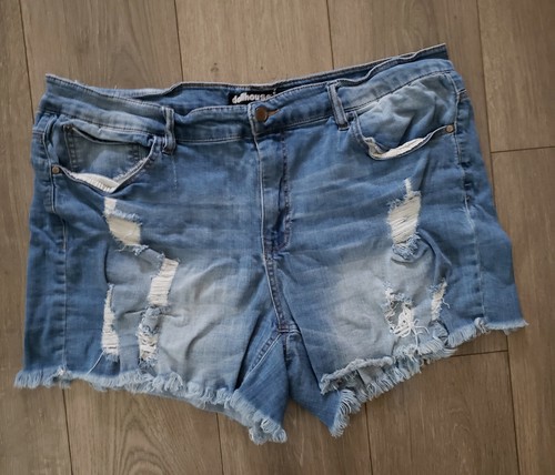 Dollhouse Women's Size 20 Distressed 