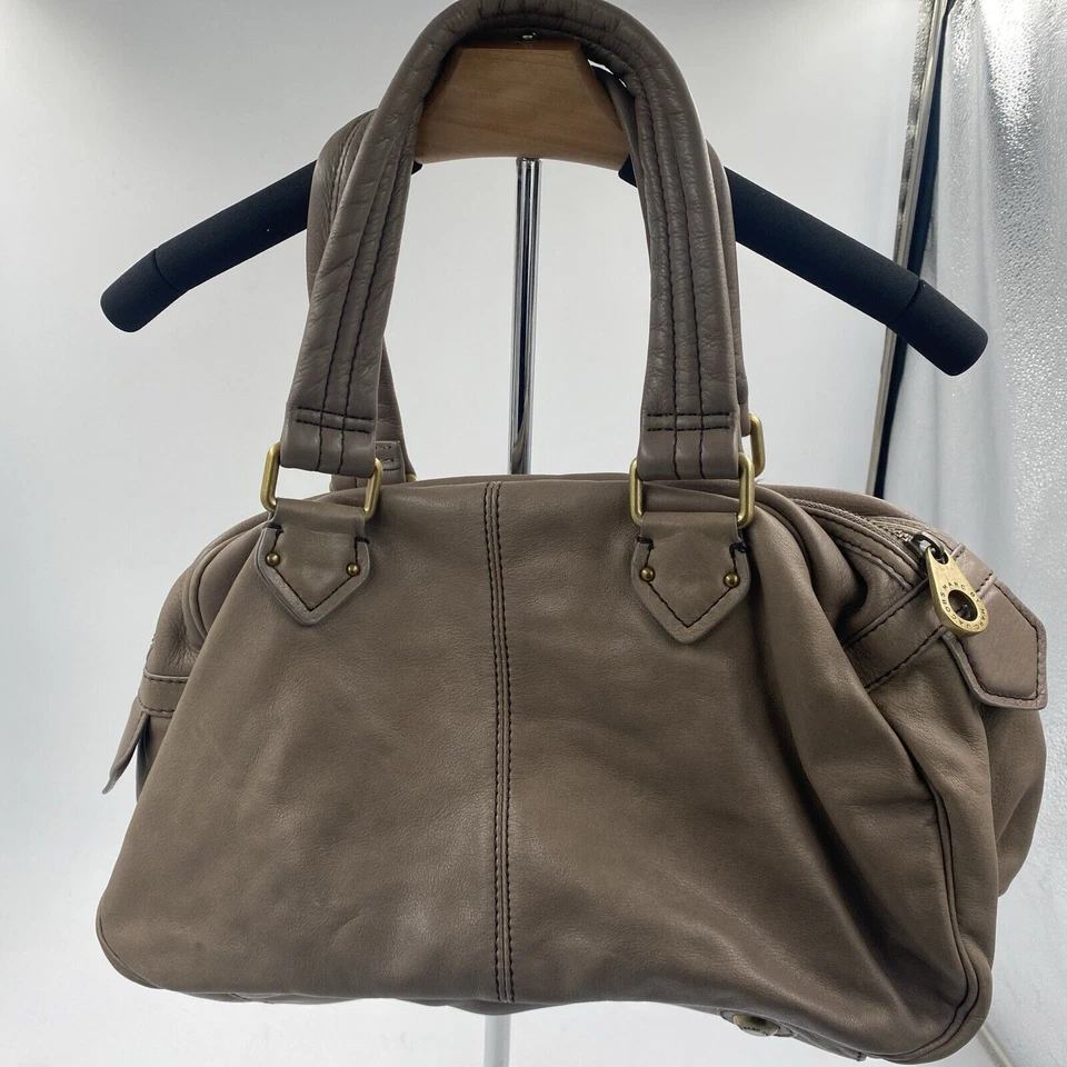 Bolso de Mano Marc By Marc Jacobs Para Mujer Cuero Suave Hobo Azul Marino Usado en Excelente Condición Foto 2 de 4