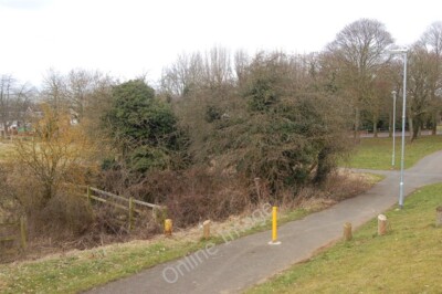 Foto 6x4 Daventry: Pfad bei Fraser Close c2010