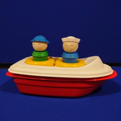 TupperToys Tupperware Tupper Canoe #1732 Boat 2 People Missing Flag