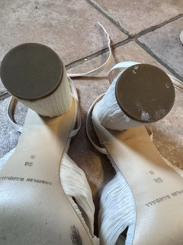 Loeffler Randall Camellia 珍珠打褶蝴蝶结高跟鞋 - 9.5 码 — 第 2/4 张图片