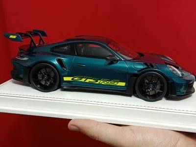 Porsche 992 GT3 RS 1:18 Ivy models 