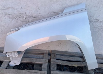 Cadillac Escalade IV Kotflügel vorne 022756358 1 Stk