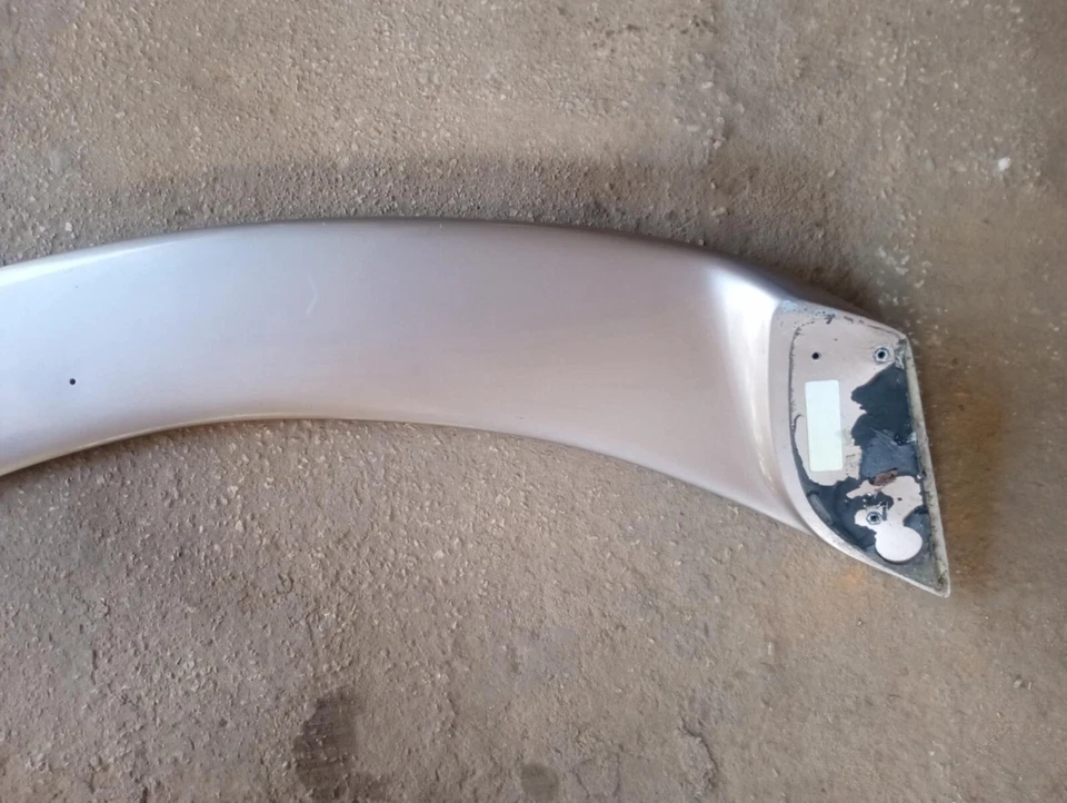 2001-2002 Dodge Stratus R/T Rear Spoiler Gold OEM - Изображение 4 из 4