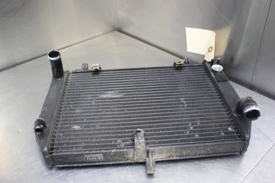 99-02 YAMAHA YZF R6 Engine Radiator Cooling Foto 4 de 4