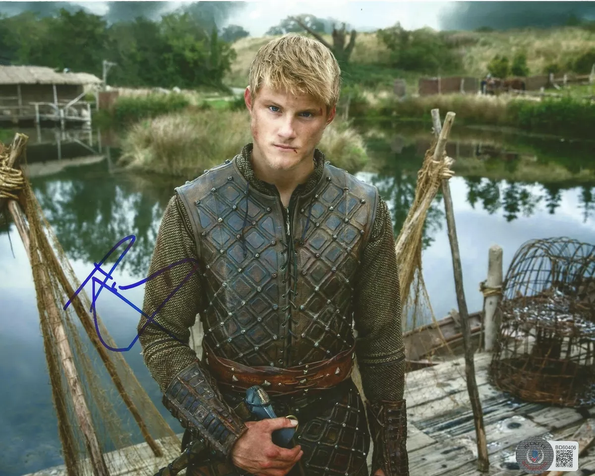 Alexander Ludwig Beckett Authentic Vikings Bjorn Lothbrok Signed 8x10 Photo  BAS