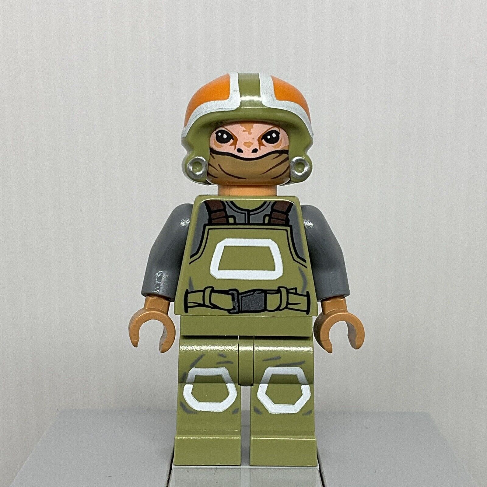 LEGO Star Wars sw0660 Resistance Ground Crew Goss Toowers Minifigure 75102