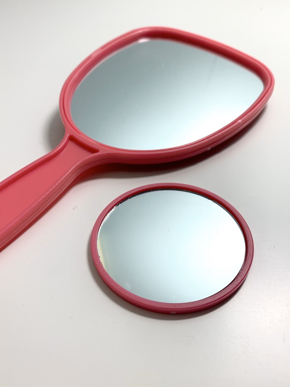 Pink Hand Held Mirror 2 Compact Salon Shop MakeUp Hair Mirror Portable