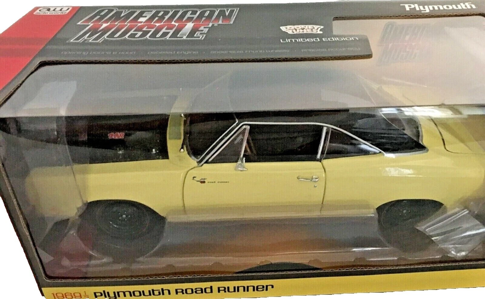 Looney TUNES 1:18 vehículos diecast y de juguete