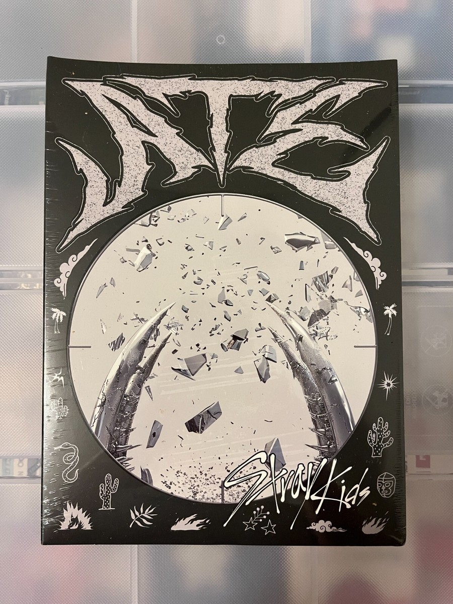 STRAY KIDS サインアルバム HOP (SKZHOP VER.) (Signed) - Stray Kids 스트레이 키즈
