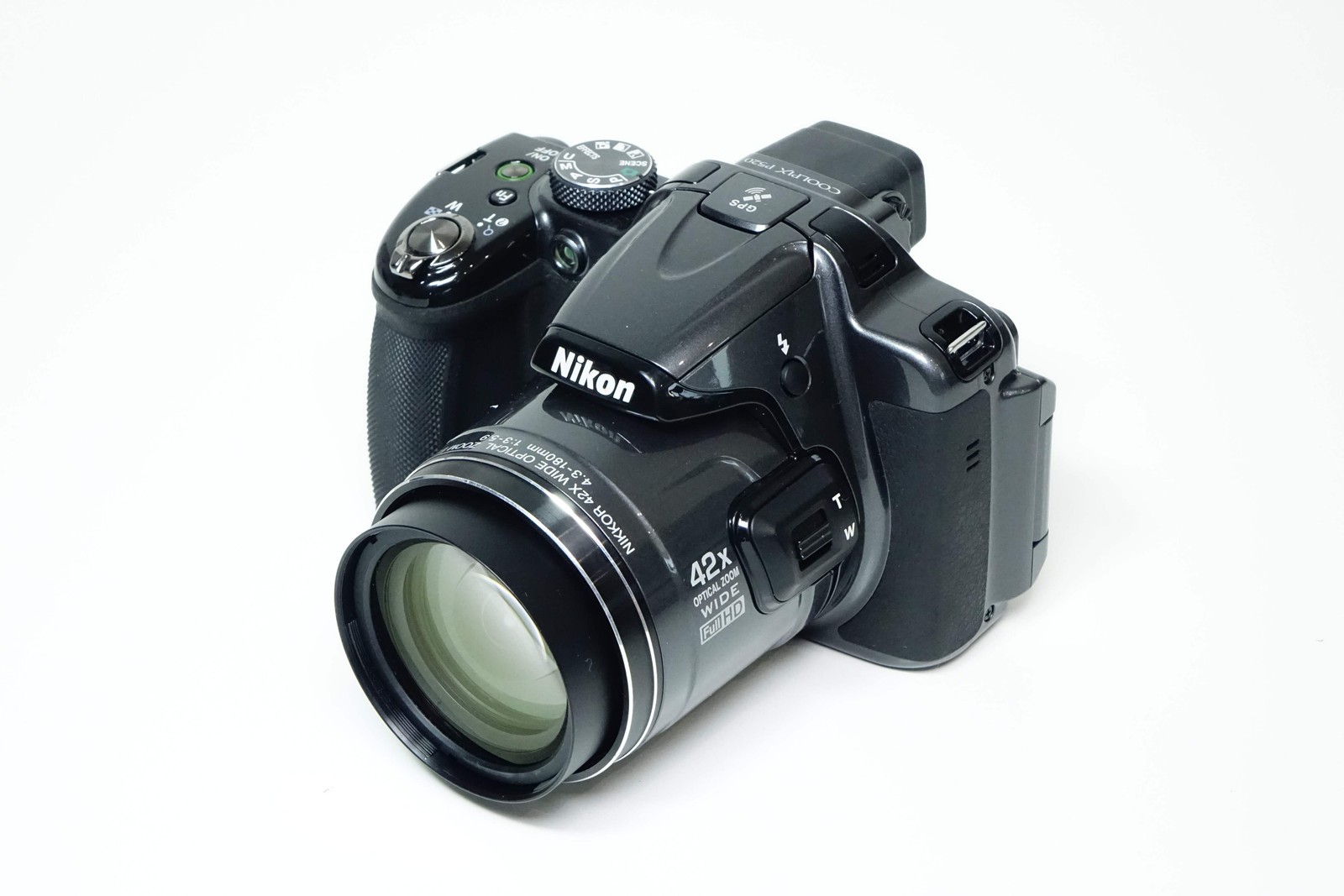 Nikon COOLPIX P520 18,1 MP Zoom 42x GPS Nera – Garanzia 12 mesi