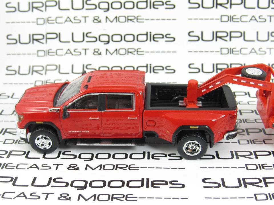 Greenlight Red 2022 GMC SIERRA 3500 3500HD SLT Dually Pickup w/Gooseneck Trailer - Image 3 of 4