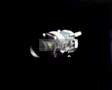 APOLLO 13 DAMAGED SERVICE MODULE VIEW FROM LUNAR MODULE 1970 8X10 PHOTO