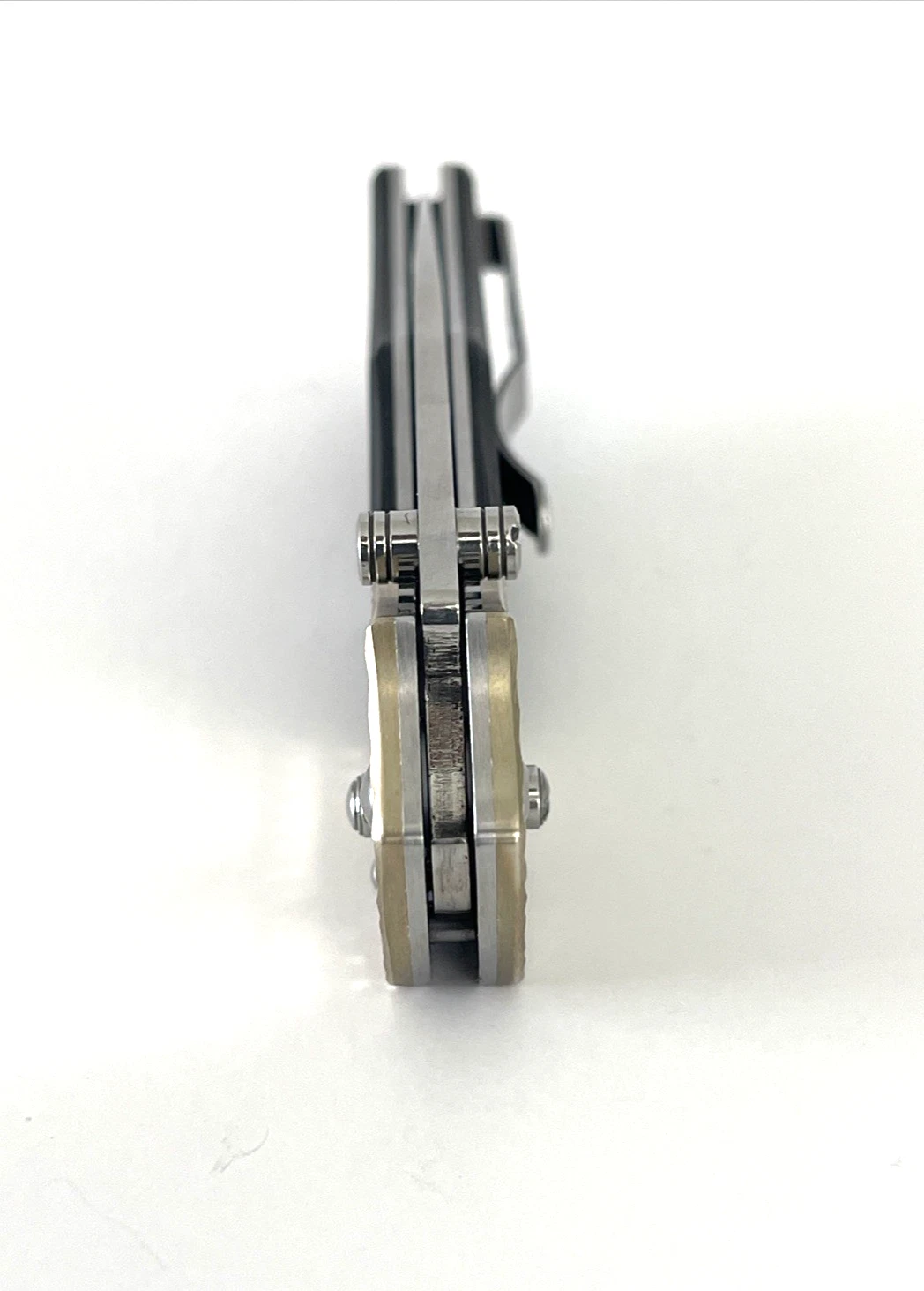 SOG CT-01 Facet Folding Knife VG-10 San Mai Carbon Fiber Handle Japan - product detail image 18