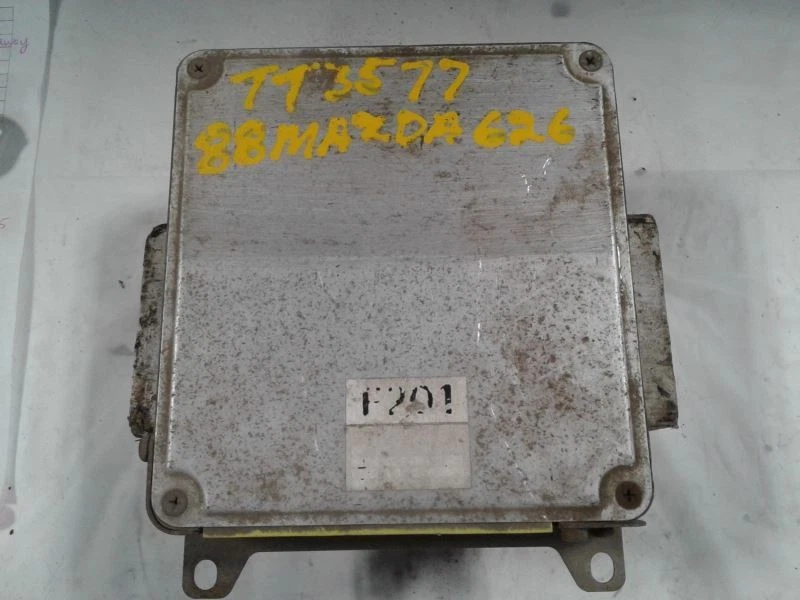 Módulo PCM Motor Computadora ECM ECU 1988-1989 MAZDA 626 F20118880K Foto 2 de 4