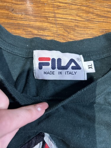 Vintage 1990s Fila International Green T-shirt Logo - Picture 3 of 5