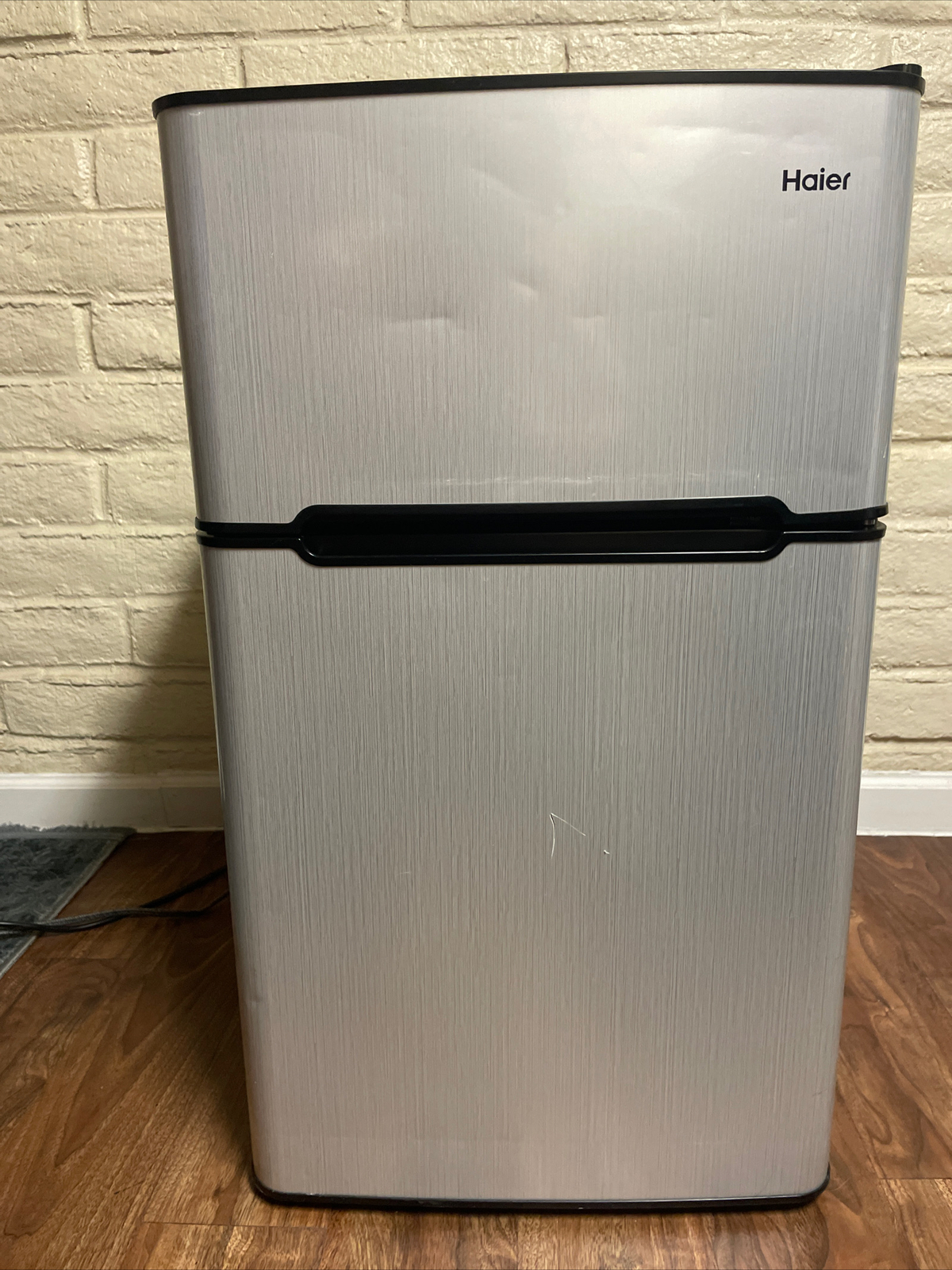 mini refrigerator Haier