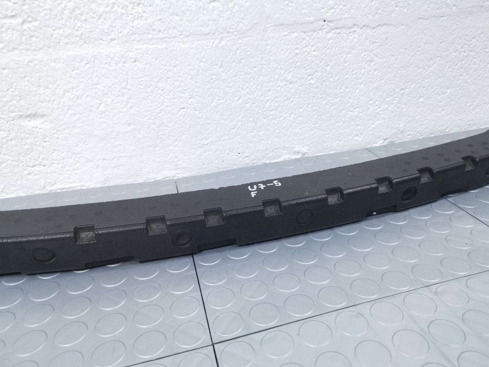 14-19 MASERATI QUATTROPORTE S FRONT BUMPER IMPACT ENERGY ABSORBER 670002972