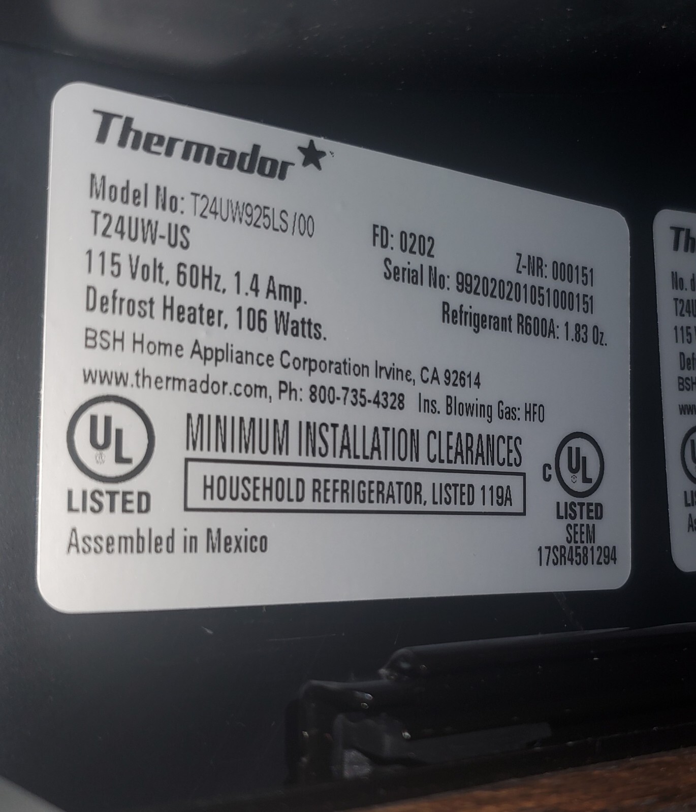 Thermador Professional T24UW925LS 24" Undercounter Dual Zone Wine