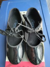Capezio Jr. Tyette Style 625C Black Patent Tap Shoes for Children Size 1.5M