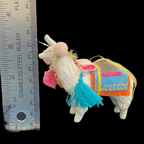 Anthropologie Llama Adorned Animal Ornament Christmas Tree Decoration - Picture 9 of 10