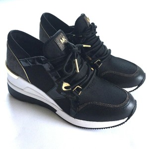 michael kors scout trainer black