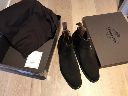 Chelsea Boots in Ebony Superbuck Suede 