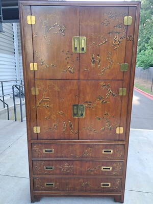 Vintage Rare Chinoiserie Asian Drexel Heritage Armoires