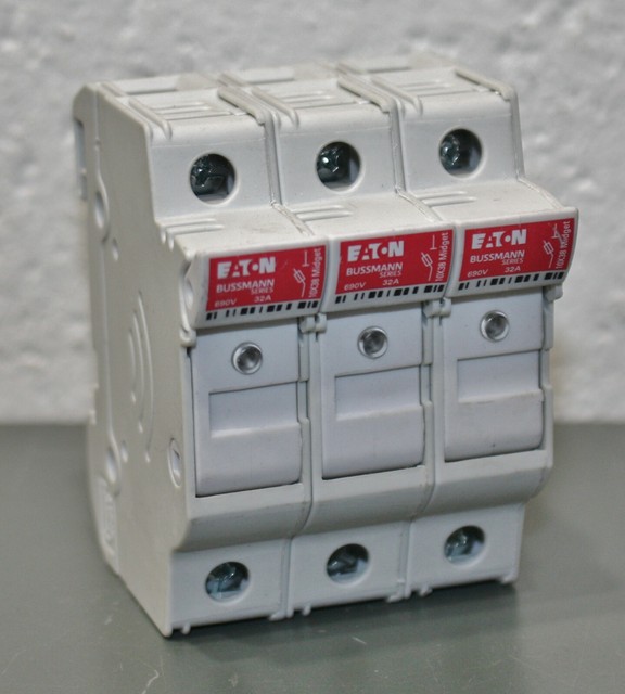 Eaton Bussmann CHM Series DIN Rail Midget Fuse Holder CHM3DNIU, 600V