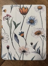 Brand new Soke Case for iPad Pro 13 with pencil holder, Tri-Fold, Flowers