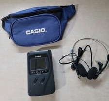 Vintage Casio Portable Handheld TV Model TV-600B w. Casio Fanny Pack