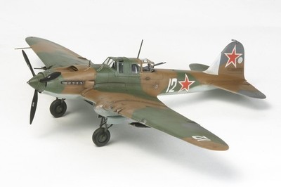 Tamiya 1/72 Warbird No.81 Soviet Air Force Ilyushin IL-2 Sturmovik