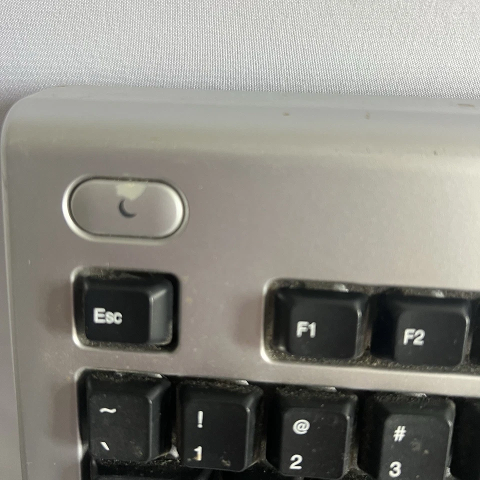 Gateway Ergonomic Extended Keyboard Pre Owned KB 0532 - Image 3 of 4