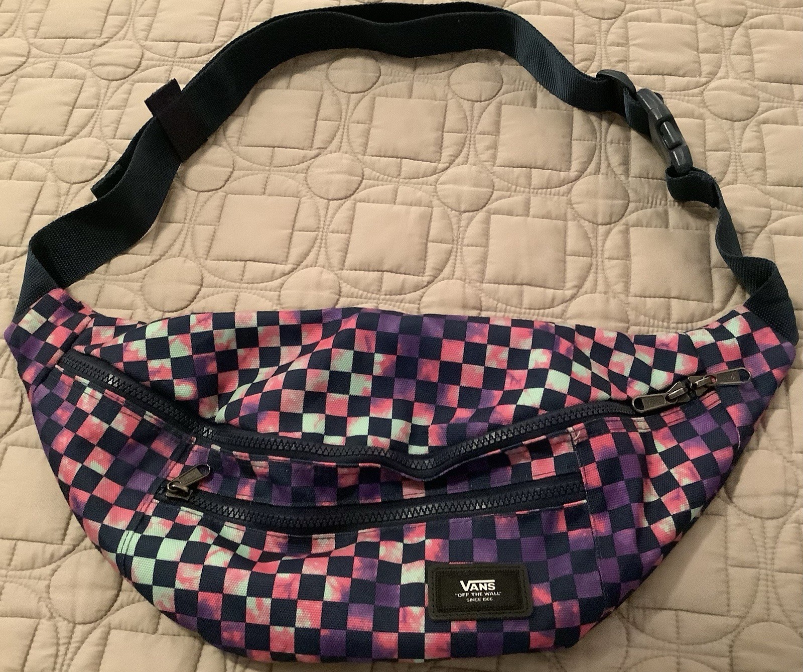 Vans Unisex Crossbody Pack Bag Checkered Multi Colors Zippers Belt Pack HTF