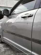 6800262J00000 Alte Tür. Links SUZUKI SWIFT 1.3 DDiS (55Kw) Ber. 5p/d/1248cc