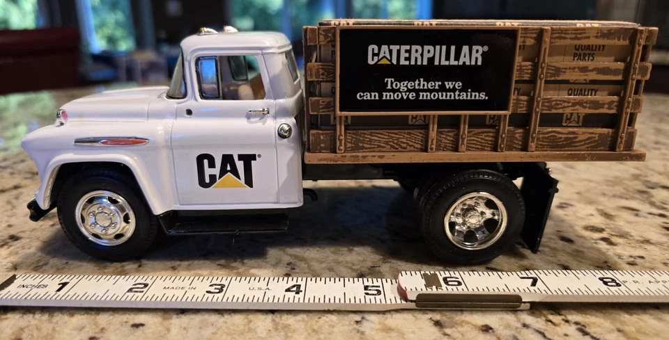 Ertl Caterpillar 1957 Chevy Stake Truck NEW - Image 2 of 4