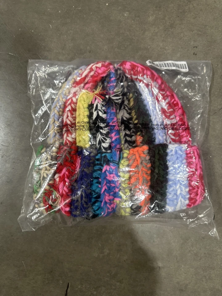 NOVO Gorro Supreme Amarrado à Mão FW23 Multicolorido AUTÊNTICO - Imagem 4 de 4