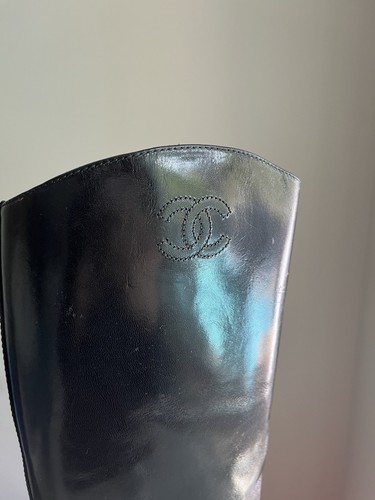 CHANEL 37 Black Leather Knee-High Boots - Picture 5 of 13