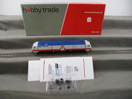Hobbytrade H0 280240 Diesellok MaK DE 1024 240 002-6 Ep. IV DB Digital ESU OVP | Condition: Gebraucht