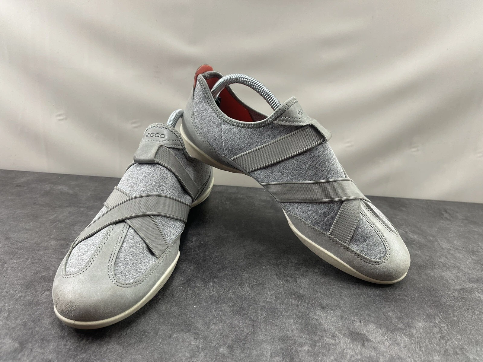 ECCO Sneakers Donna 9.5M Bluma Scarpe Grigio Cross Over Strap Sport Slip On Comfort