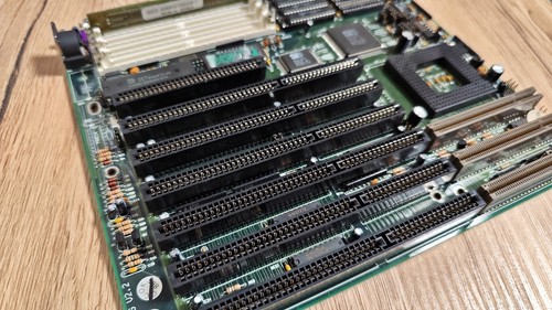 Gemlight GMB-486SG V2.2 80486 Socket 3 SiS 85C471/407 Vintage VLB Motherboard - Picture 5 of 10