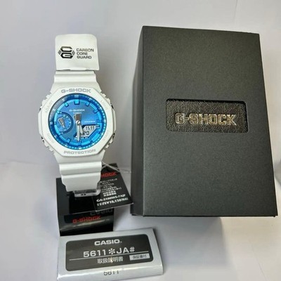 CASIO G-Shock GA-2100WS-7A CasiOak Weiß Blau Metallic Zifferblatt Herrenuhr J...