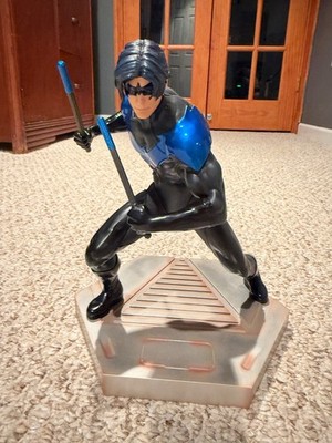 NIGHTWING 8.5'' STATUE ARTFX KOTOBUKIYA DC TITANS SERIES BATMAN