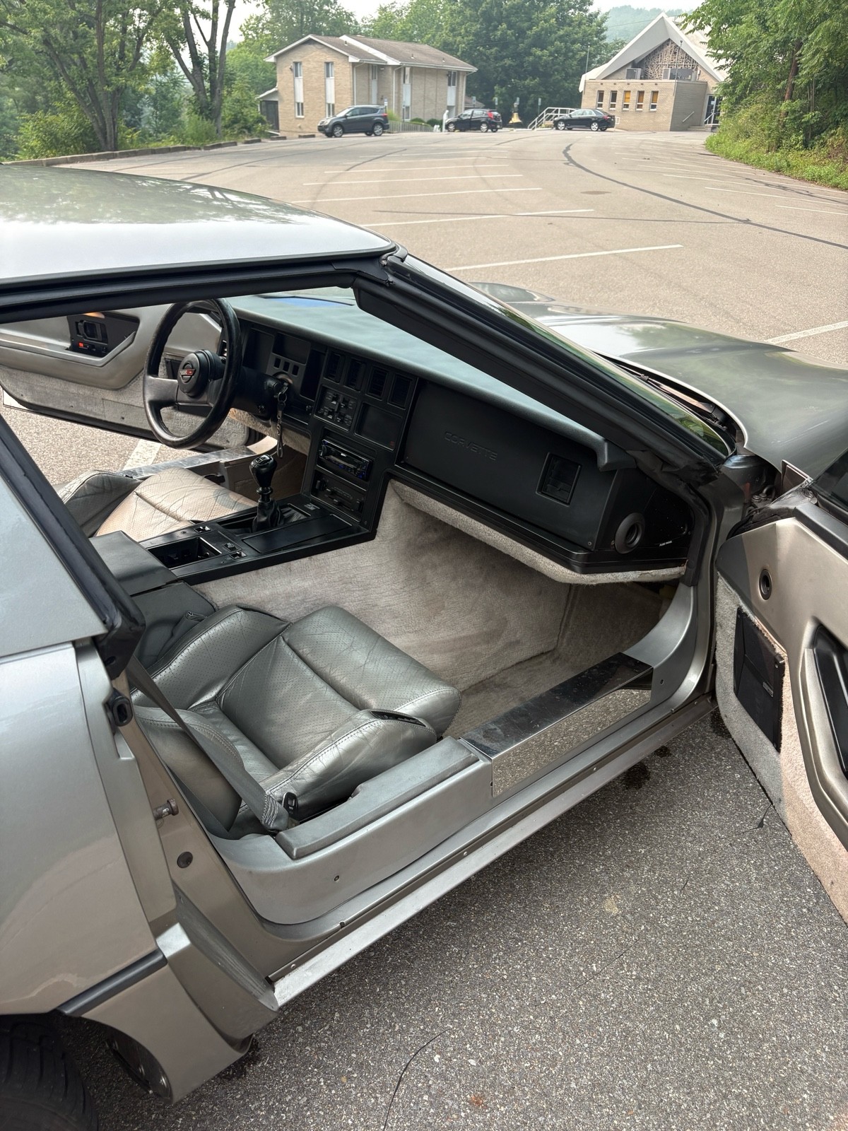 1986 Grey Chevrolet Corvette   | C4 Corvette Photo 9