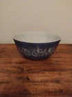 Vintage 1980's Pyrex #403 Mixing Bowl Colonial Mist Blue with White Flowers