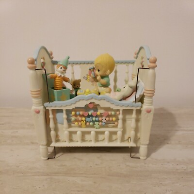 Enesco Precious Moments Crib Action Music Box Heaven Bless You ''Brahms Lullaby''